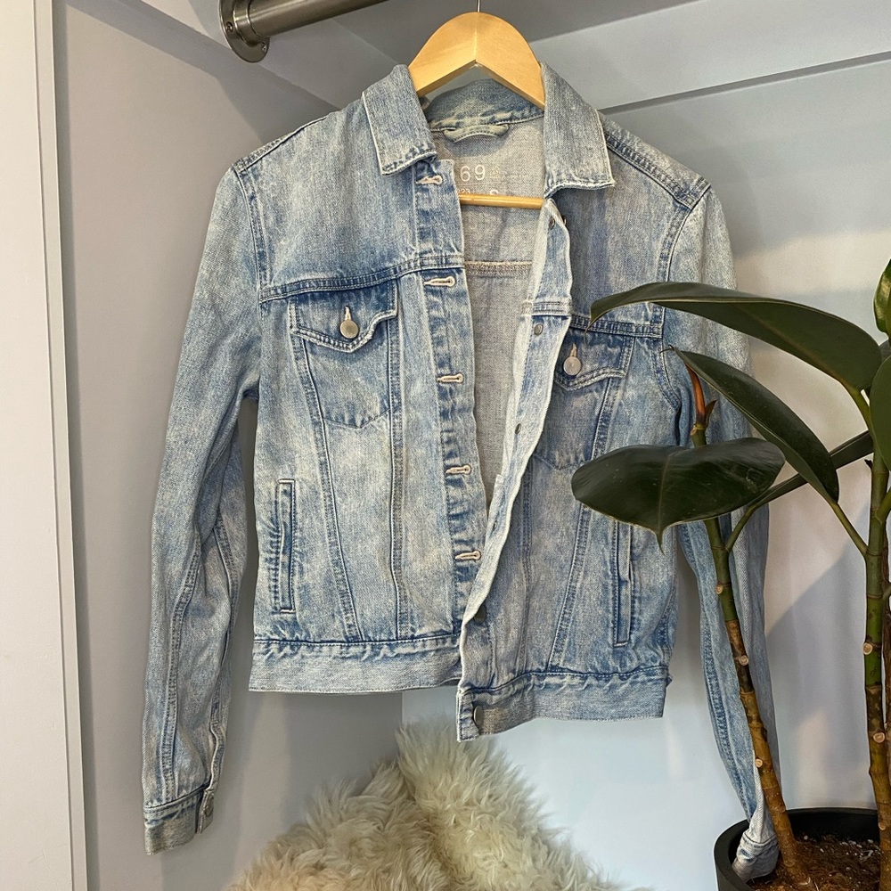 Gap jean denim jacket